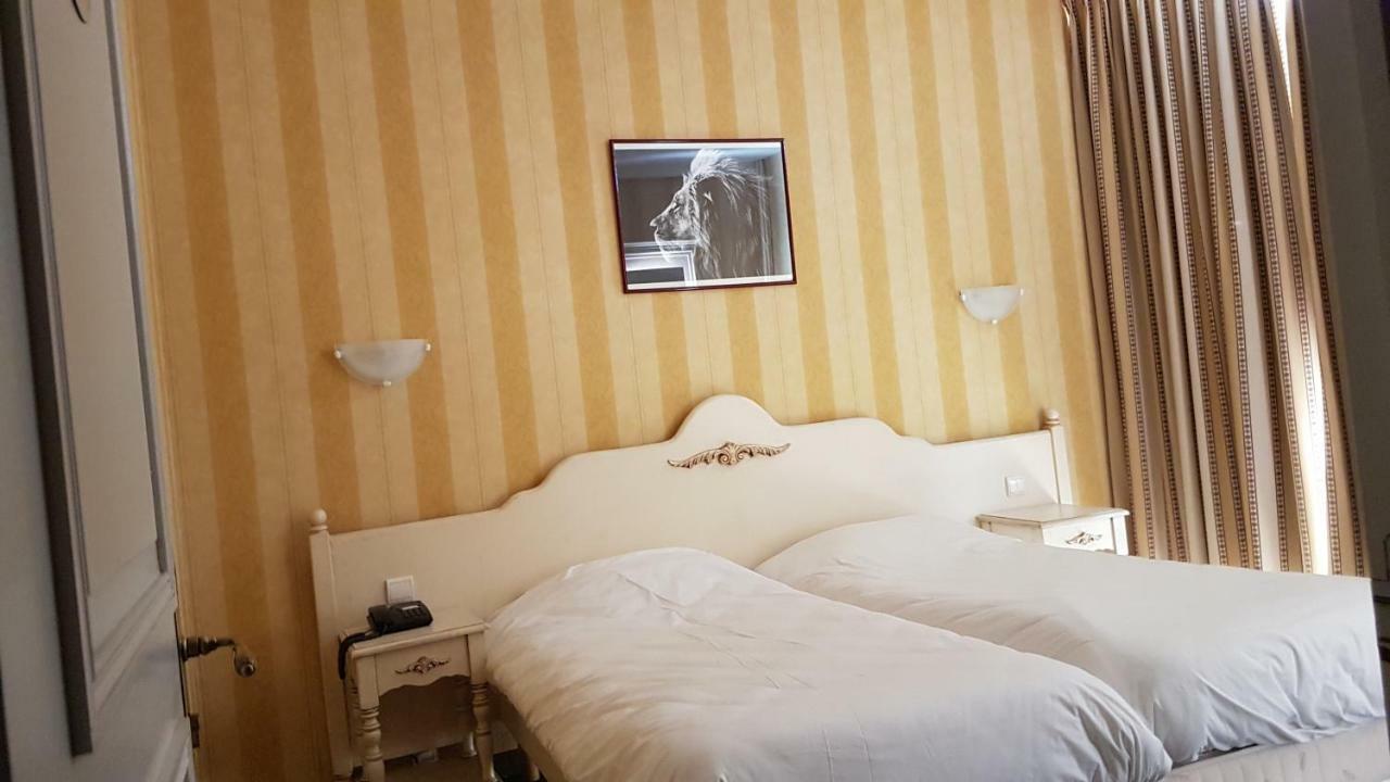 Hotel Au Lion D'Or Nogent-le-Rotrou Bagian luar foto