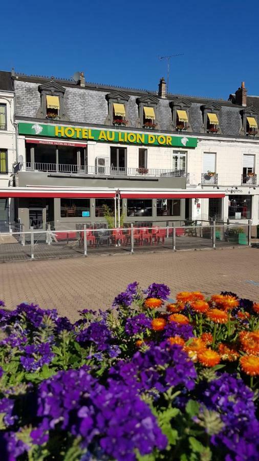 Hotel Au Lion D'Or Nogent-le-Rotrou Bagian luar foto